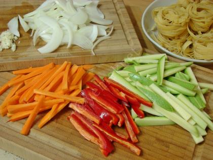 Kremalı Sebzeli Makarna