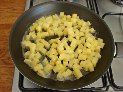 Patatesli Kıymalı Yumurta