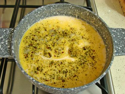 Yoğurtlu Tarhana Çorbası