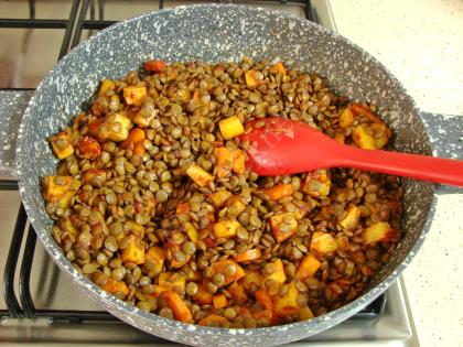 Sebzeli Yeşil Mercimek Yemeği