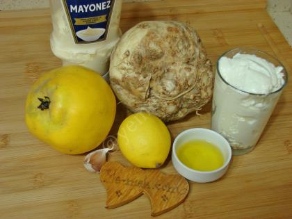 Ayvalı Kereviz Salatası