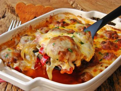 Fırında Sebzeli Soslu Mantar