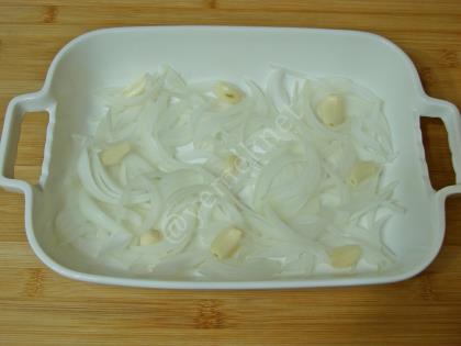 Fırında Sebzeli Soslu Mantar