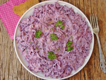 Mor Lahana Yoğurtlaması