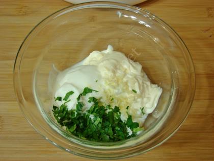 Mor Lahana Yoğurtlaması