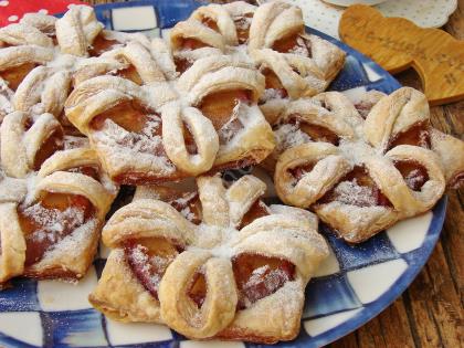 Elmalı Milföy Tatlısı