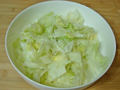 Tavuklu Göbek Marul Salatası