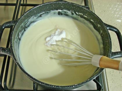 Kavrulmuş Unlu Muhallebi