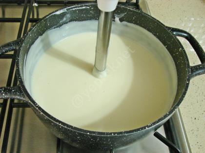 Kavrulmuş Unlu Muhallebi