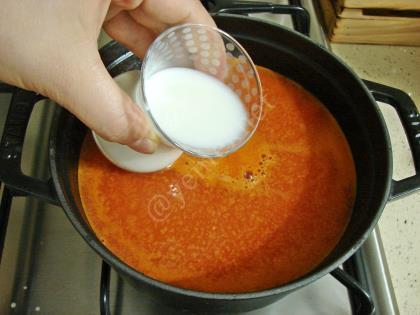 Kolay Domates Çorbası