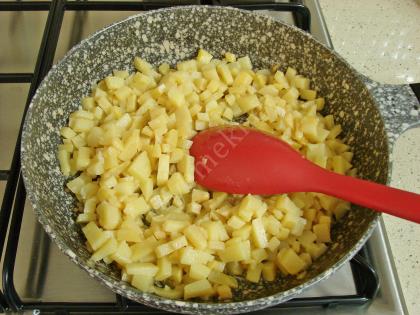 Öksürük İçin Tereyağında Ayva