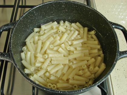 Rokalı Makarna Salatası