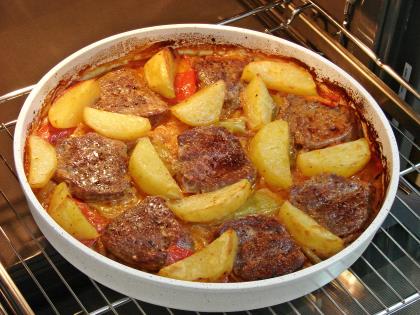 Fırında Et Yemeği