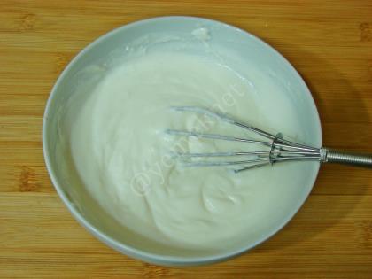 Kahvaltılık Yoğurtlu Yumurta