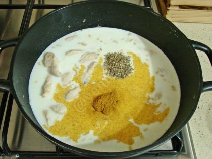 Kremasız Köri Soslu Makarna