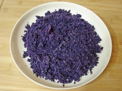 Mor Lahanalı Makarna Salatası