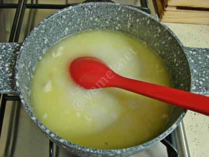 Şehriyeli Tavuk Çorbası