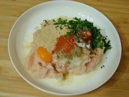 Tavuk Köftesi