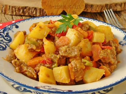 Sebzeli Tencere Kebabı