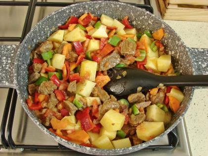 Sebzeli Tencere Kebabı