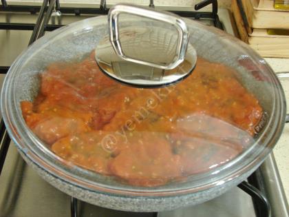 Tavada Domates Soslu Köfte