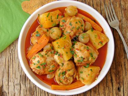 Tencerede Tavuk Yemeği