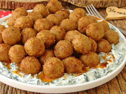 Cacıklı Arap Köftesi
