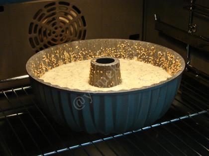 Susam Mantolu Haşhaşlı Kek