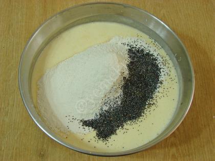 Susam Mantolu Haşhaşlı Kek