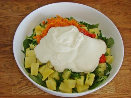 Patatesli Semizotu Salatası