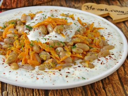 Yoğurtlu Barbunya Salatası