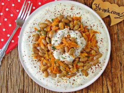 Yoğurtlu Barbunya Salatası