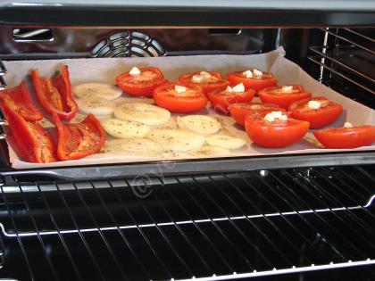 Közlenmiş Biberli Domates Çorbası