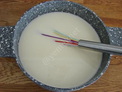 Unlu Yoğurt Çorbası