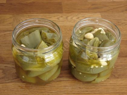 Yağlı Acı Biber Turşusu