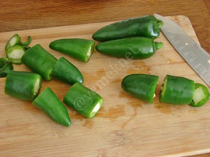 Yağlı Acı Biber Turşusu