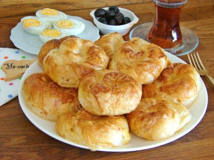 Yufkadan Yalancı Boyoz