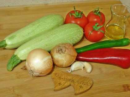 Fırında Domatesli Kabak