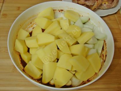 Fırında Kuzu Gerdan