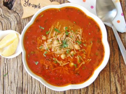 Tel Şehriye Çorbası