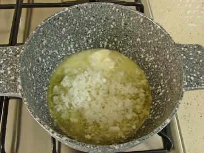 Kremasız Mantar Çorbası