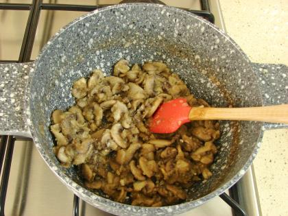 Kremasız Mantar Çorbası