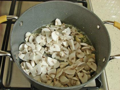 Mantarlı Domates Çorbası