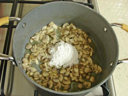 Mantarlı Domates Çorbası