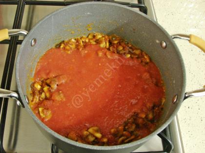 Mantarlı Domates Çorbası