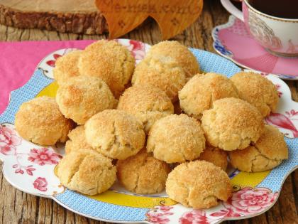 Hindistan Cevizli Pastane Kurabiyesi