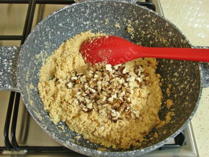 Cevizli İrmik Helvası