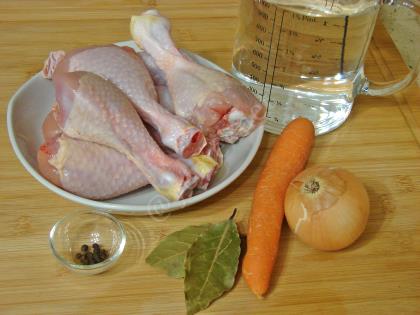 Ev Yapımı Tavuk Suyu