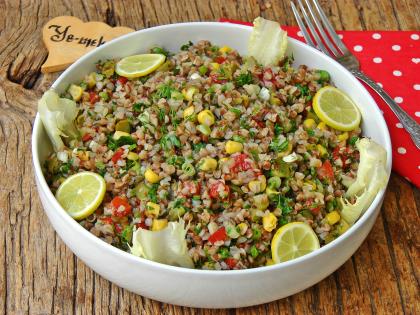 Karabuğday (Greçka) Salatası