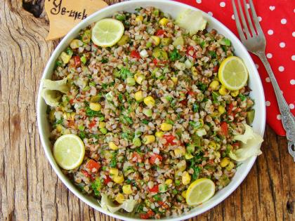 Karabuğday (Greçka) Salatası